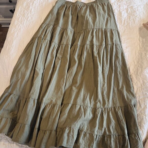 Carly Jean Los Angeles Dresses & Skirts - Carly Jean Olive Green Skirt